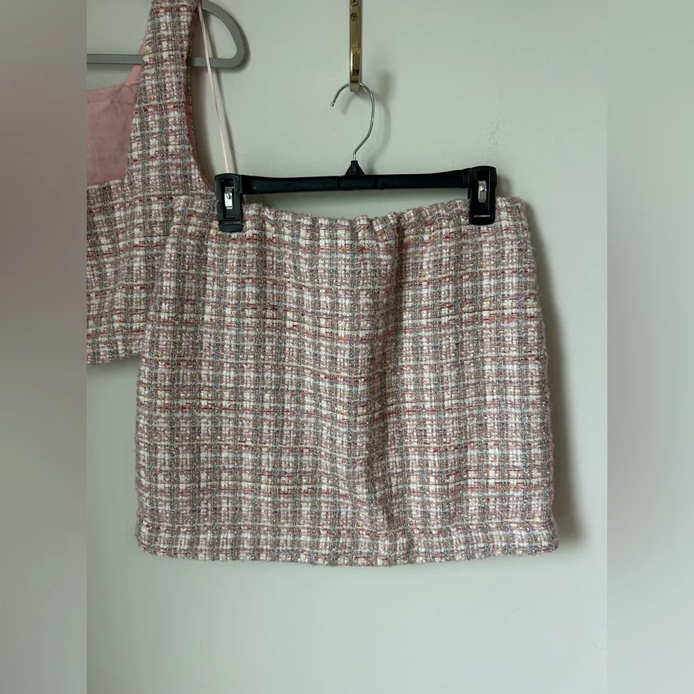 Pink Tweed Crop top and Mini Skirt two piece Set - Picture 5 of 9